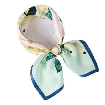 Petit foulard Carré de Soie Imprimé Motif Fleur Vert
